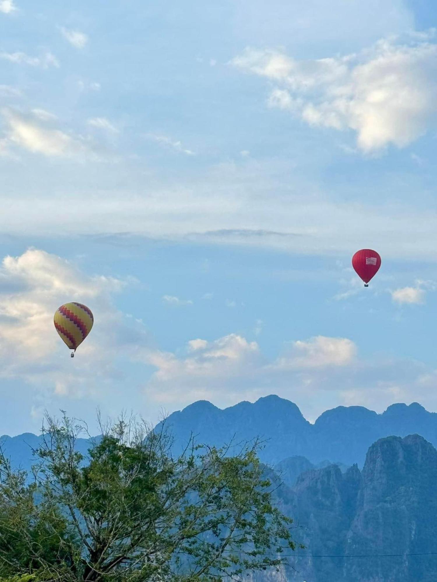Vang Vieng Victory Hostel ภายนอก รูปภาพ