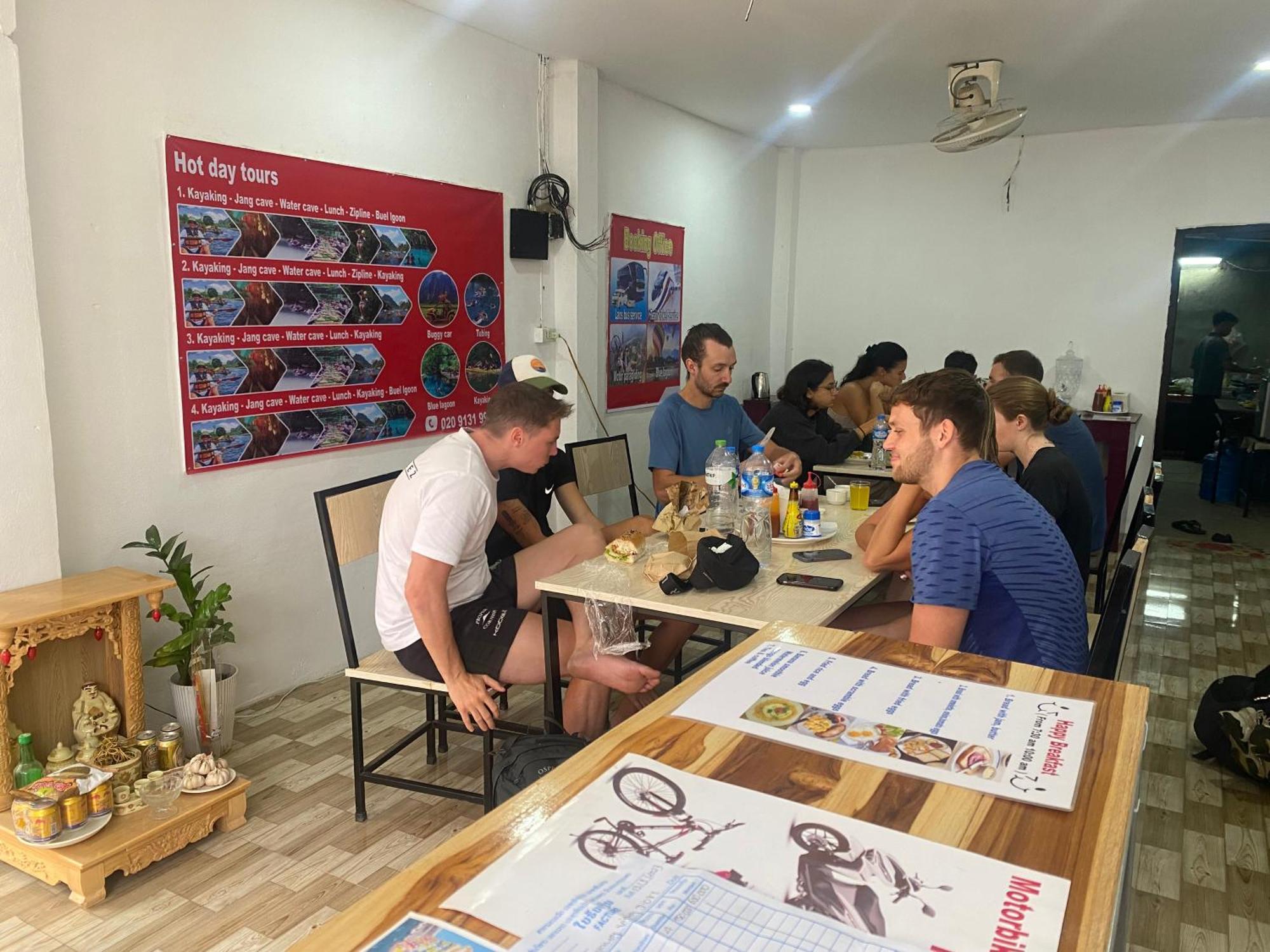 Vang Vieng Victory Hostel ภายนอก รูปภาพ